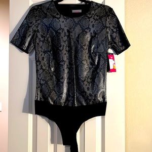 Snakeskin print short sleeved bodysuit
